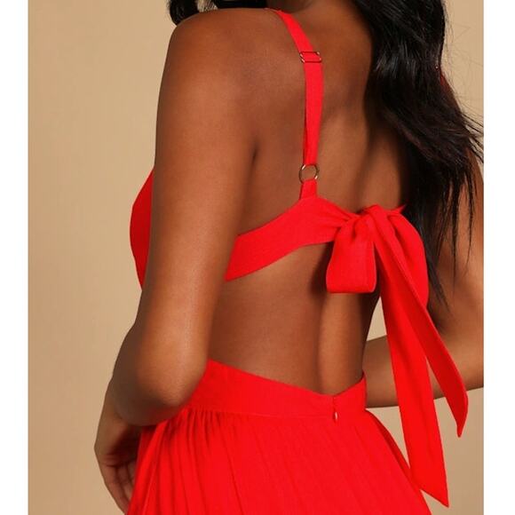 Lulus NWOT Bold New Look Bright Red Tie-Back Cut-Out Full Midi Swing Dress XS - Picture 7 of 10
